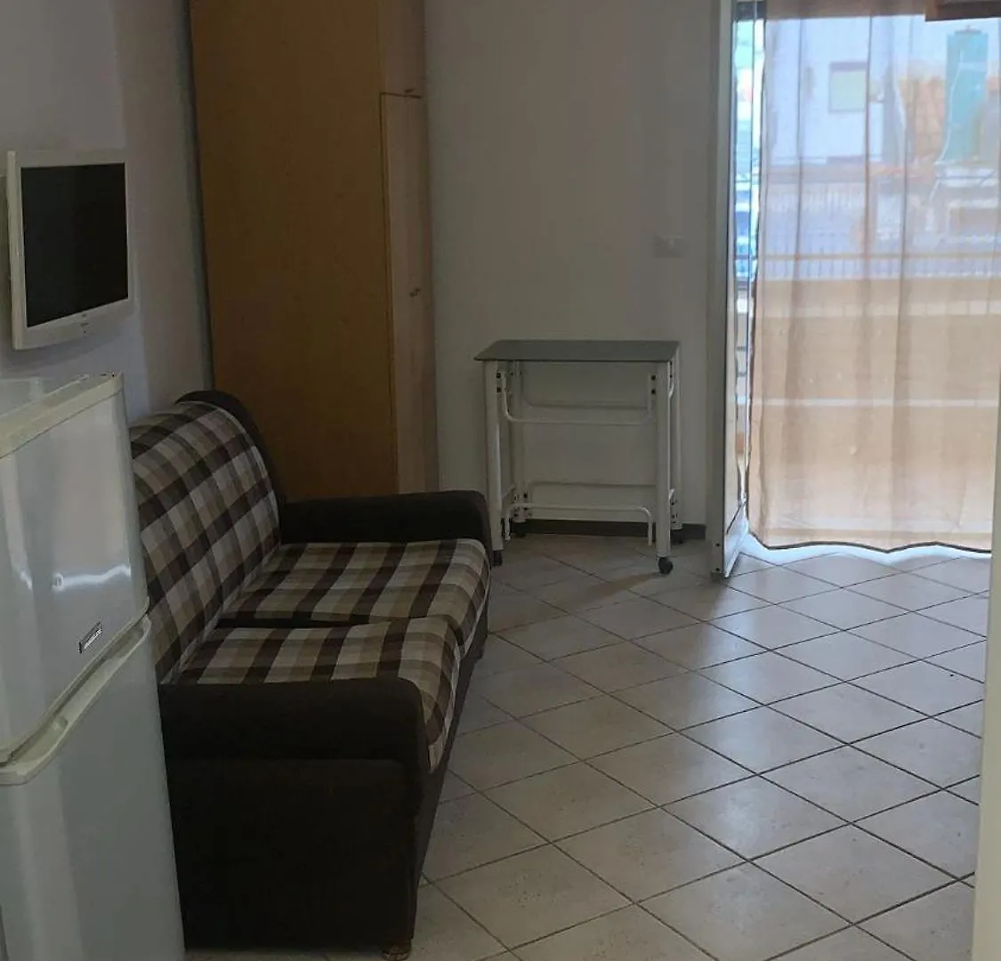 Home Rosal Schiso Beach Giardini Naxos Apartmán
