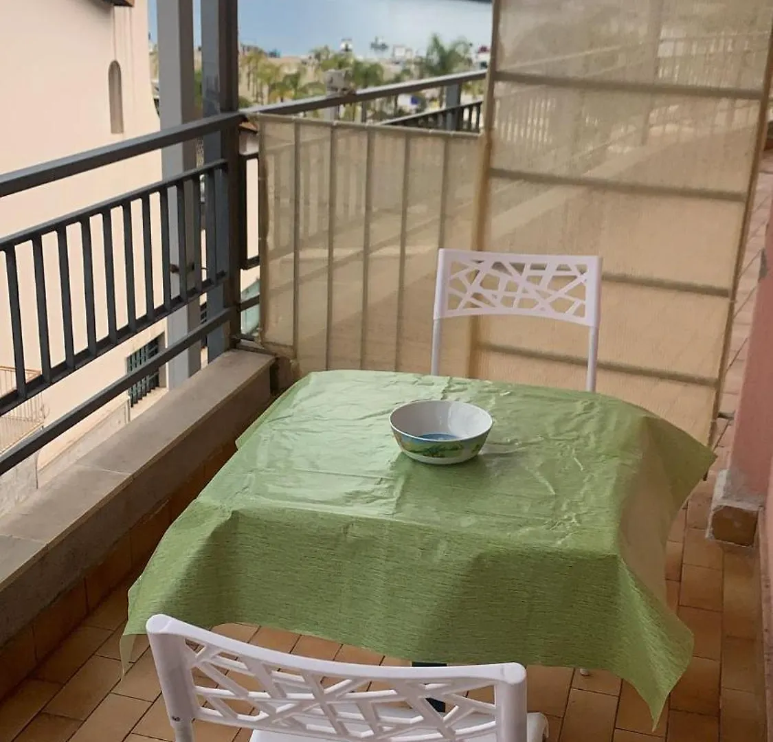 Daire Home Rosal Schiso Beach Giardini Naxos